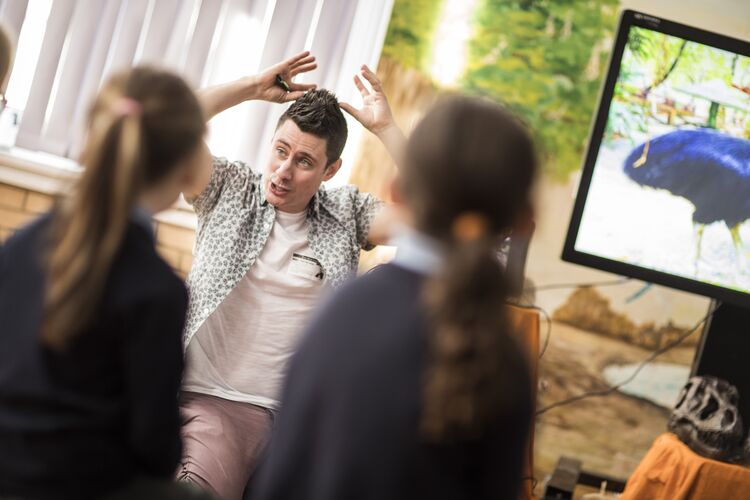 the importance of body language in teaching english to young learners